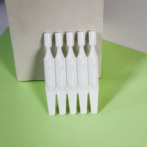 Tubo de llenado de material PE desechable de 1.5ml y 2ml para envasado de líquidos de esencia cosmética con drenaje continuo para suero facial - Product Image 2