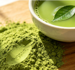 Matcha Latte en Polvo, Té Verde con Adaptógenos para Energí<span class=keywords><strong>a</strong></span> y Concentración |   Auténtica Mezcla de Superalimentos Instantáneos en Polvo 35g - Product Image 4