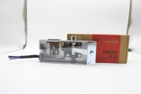 Kit d'installation complet pour serrure de porte battante d'ascenseur semi-automatique avec support de montage et ensemble de câbles