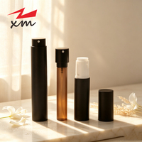 Flacon vaporisateur de parfum rechargeable de 10 ml, mini vaporisateur de parfum en plastique pour voyage, conteneur cosmétique vide pour parfum avec couvercle extérieur