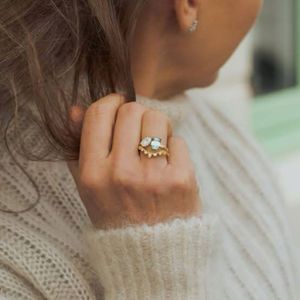 Anillo de Diamante Cultivado en Laboratorio con Corte Radiante de 1-5 Quilates, Certificado IGI, Color D-G, Claridad VVS1-VS2 - Product Image 1