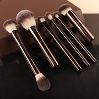 HG Coffret Cadeau de 7 Pinceaux de Maquillage pour Poudre Libre, Fond de Teint, Crème, Fard à Paupières, Pinceau Flammes et Pinceau Haute Brillance, Vente en Gros Usine