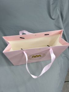 Sacs shopping en papier recyclables de luxe rose clair avec poignée, pour emballage de maquillage, cosmétiques et cadeaux, vente en gros, marque privée - Product Image 6