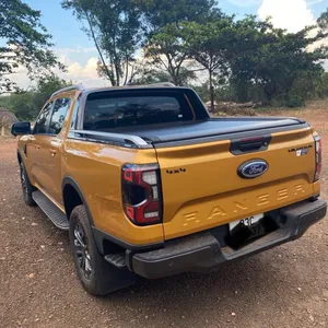 Phù hợp với kích thước Pickup Con lăn Nắp màn trập không thấm nước cho Ranger Wildtrak T9 2023 next-gen điện từ xa có thể thu vào bìa