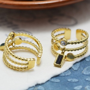 Anillo Apilable de Acero Inoxidable Chapado en Oro Estilo Francés con Gema de Esmeralda para Mujer - Product Image 2