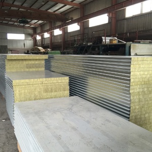 Panneau sandwich en <span class=keywords><strong>laine</strong></span> <span class=keywords><strong>de</strong></span> <span class=keywords><strong>roche</strong></span> colorée pour maison préfabriquée et entrepôt, <span class=keywords><strong>prix</strong></span> bas, isolation thermique, ignifuge - Product Image 5