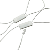 Étiquettes de cordes de vêtements suspendues carrées en Polyester Double face directes d'usine sans Logo étiquettes de sceau en papier étiquettes accessoires
