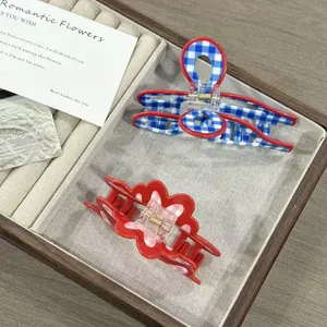 YJL NOVO Prendedor de Cabelo em Cor Creme Estilo Rústico Design em Xadrez Vermelho e Azul Prendedores de Cabelo em Acrílico Acessórios para Mulheres e Meninas - Product Image 6