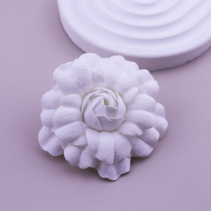 Stereo piccola camelia profumata 7.5cm Premium spilla artigianale accessori completo maglione cappotto fiore spilla - Product Image 3