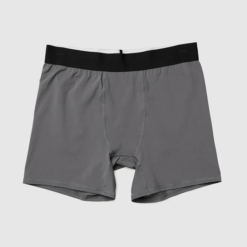 สีเทาเข้ม