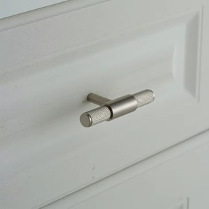 مقابض أبواب وأدراج خفية من النحاس المصقول بالنيكل الفضي الصلب للأثاث - Product Image 4