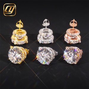 Pendientes de tuerca con engaste de garra de moissanita VVS de corte brillante, chapados en oro de 18K, elegantes y clásicos para uso diario, joyería para mujer al por mayor - Product Image 4