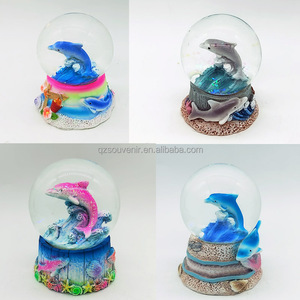 Globo di Neve Personalizzato all'Ingrosso a Tema Oceano con Aereo, Delfino, Vita Marina, Tartaruga Marina, Leone, Cavallo, Figurina per Hotel, Acquario, Souvenir - Product Image 4