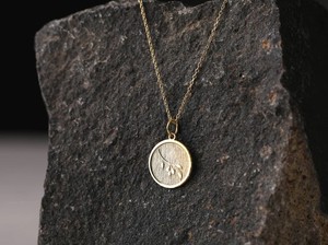 Delicado collar de rama de olivo de oro de 14K, colgante de olivo personalizado, collar de hoja de olivo, collar de hoja griega - Product Image 4