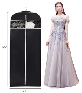 Service porte à porte direct d'usine sacs de vêtement de robe de mariée imprimés personnalisés non tissés - Product Image 6