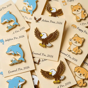 Broche en métal émaillé personnalisée, motif animaux mignons, vente en gros, directement de <span class=keywords><strong>l</strong></span>'usine : <span class=keywords><strong>Aigle</strong></span> en vol, <span class=keywords><strong>Dauphin</strong></span>, Shiba Inu, bijoux de revers - Product Image 1