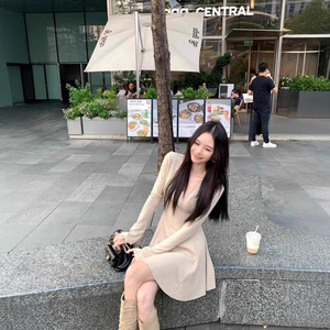 French Style V-neck Long Sleeve Knit Dress Women Natural Waist A-line Breathable Simple Design Shop Wear - Product Image 5