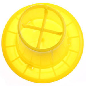 Mangeoire à poulet suspendue Capacité <span class=keywords><strong>10L</strong></span> de la cuvette d'alimentation de volaille en <span class=keywords><strong>plastique</strong></span> jaune - Product Image 4