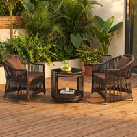 Ensemble table et chaises de balcon en rotin de style décontracté, tressé, pour l'extérieur, idéal pour patios, jardins et maisons d'hôtes – Vente directe usine