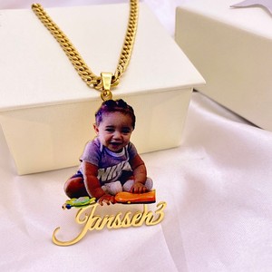 Collana con Ciondolo Personalizzato 2024, Nuovo Design alla Moda, Placcato Oro 18k, Doppia Targhetta 3D con Nome o Lettere a Scelta - Product Image 4
