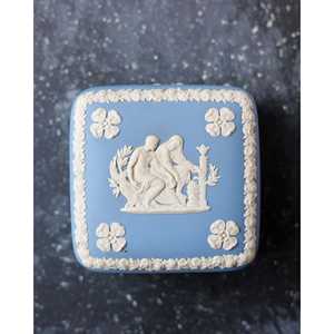 Boîte rectangulaire moderne en jaspé Wedgwood, bleu classique, scène néoclassique, fabrication artisanale, bijoux anglais, rangement de mariage, modèle anglais - Product Image 4