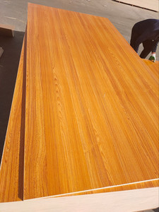 <span class=keywords><strong>Panneau</strong></span> de <span class=keywords><strong>contreplaqué</strong></span> commercial stratifié face à la mélamine 4 * 8FT 12mm/15mm/16mm/18mm - Product Image 3