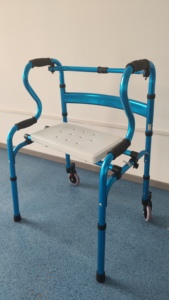 זקן עומד הליכון & גלילה עם מוגבלות שיקום הליכה עם יד נוחה לקשישים - Product Image 6