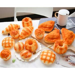 Personalizado Tricky Regalos Divertidos Croissant Pan Estrés Juguete Slow Rising Juguete Ansiedad Alivio Simulación Comida Estrés Bolas - Product Image 2