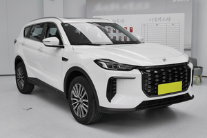 YD Auto J-etour X70 C-DM 1.5TD DHT Long Range PRO, Vehículo Usado de 5 Plazas, 37,000 km, Carrocería y Pintura Originales, Sistema Híbrido Enchufable 1.5T - Product Image 5