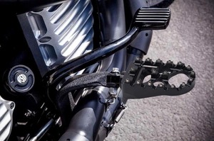 Repose-pieds larges CNC 360 °    Style MX Chopper Bobber pour Harley Dyna Sportster Fatboy Iron 883 Noir - Product Image 6