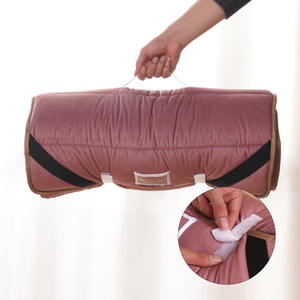 Colchoneta Personalizada para Siesta de Niños con Almohada y Manta de Forro Polar Punteado, Saco de Dormir Enrollable para Guardería con Correas, Paquete Preescolar - Product Image 4