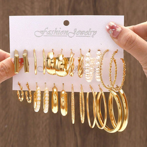 Juego de 12 Pares de Aretes de Aro de Aleación de Zinc Plateados con Perlas de Imitación, Joyería de Moda para Mujer, Estilo Moderno para Fiestas - Product Image 2