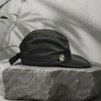 Casquettes de camping personnalisées en gros à 5 panneaux, séchage rapide, en nylon et polyester, maille Ripstop, avec patch en silicone personnalisé et logo brodé latéral plat