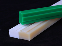 Bande plastique PVC pour bande transporteuse, moulée par soufflage et par injection, de forme irrégulière, personnalisée, en PA, PP, PE, HDPE, LDPE, POM, pour joints d'étanchéité.