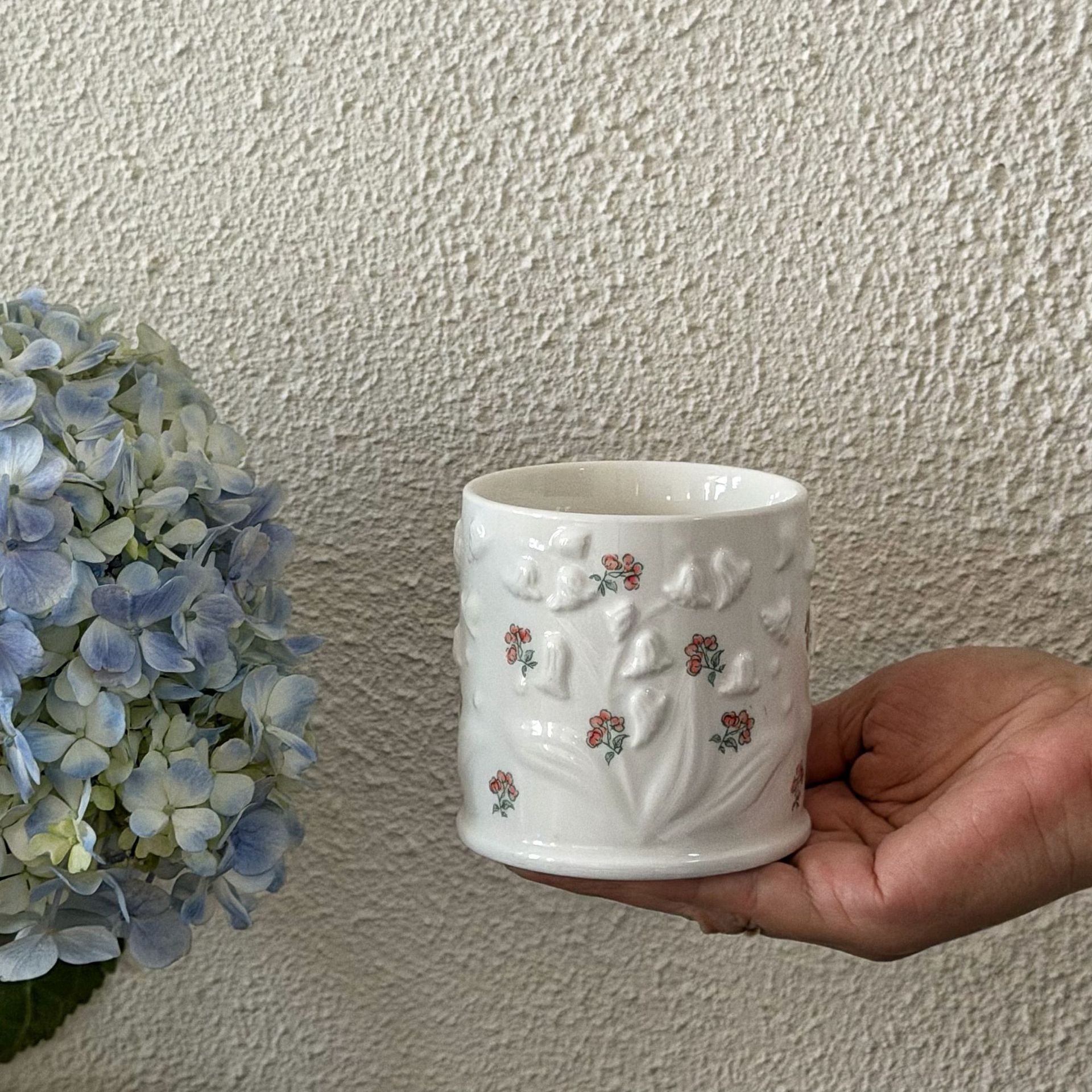 Lily of the valley flower cup 88cm