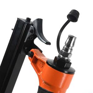 Pistolet agrafeur <span class=keywords><strong>pneumatique</strong></span> industriel pour le bricolage, agrafeuse à air pour le bois, machine à agrafes décoratives 1/4" 8016 21GA, outils portables pour la fabrication et la réparation de meubles - Product Image 6