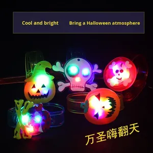 Giáng sinh dạ quang LED nhấp nháy Đồng hồ đeo tay Xuyên biên giới trẻ em Đồ chơi bằng nhựa 19cm nhà máy Quà Tặng phim hoạt hình - Product Image 4