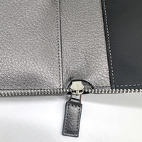 Carpeta de archivos de Padfolio de cuero PU con cremallera A4 personalizada con bolsillo con cremallera y portatarjetas para organización