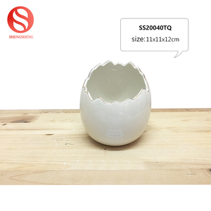 Fábrica al por mayor barato de interior decoración de la Mesa de huevos suculenta olla redondo blanco cerámica pote de flor - Product Image 2