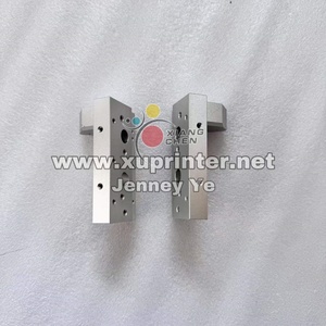 1 paire de supports latéraux F2.072.003 F2.003.053 pour machine Hiedelberg SM102 XL105 - Product Image 3