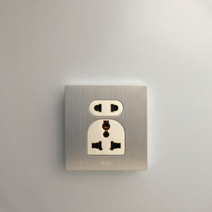 <span class=keywords><strong>MGA</strong></span> vente directe d'usine Nouveau design Prise universelle argent et or avec logo personnalisé - Product Image 5