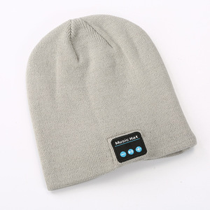   Gorro de Punto Cálido de Invierno con Auriculares Bluetooth Recargables y Lavables para Música y Llamadas Inalámbricas - Product Image 3