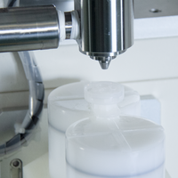 Machine de remplissage de cartouches semi-automatique à deux composants en acier inoxydable de 600 ml 1:1, contrôlée par PLC, pour la réparation des fissures du béton, adhésif