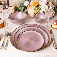 Assiettes en verre émaillé écologiques motif rayons de soleil rose poudré avec bord doré pour brunch quotidien et repas à la maison