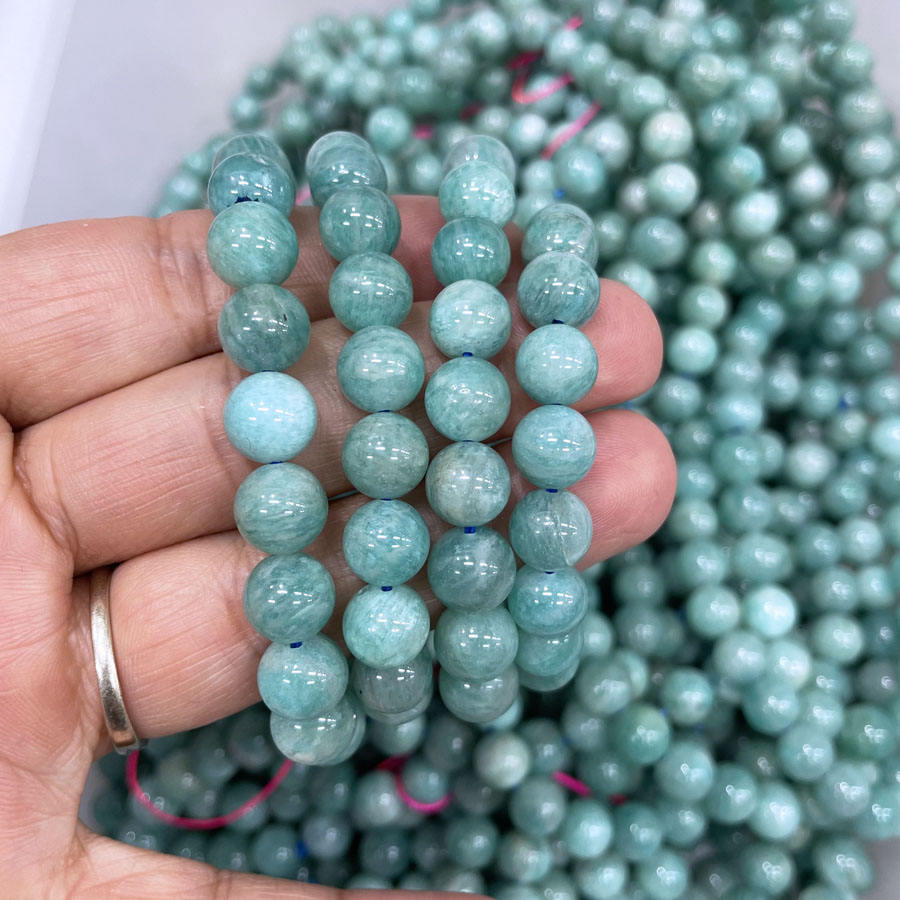 แอมะซอไนต์