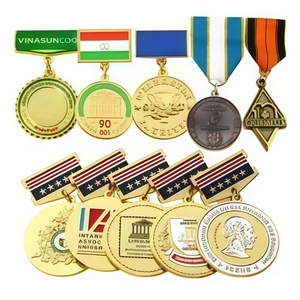 Médaille de récompense en alliage de zinc de haute qualité avec relief 3D personnalisé pour les compétitions sportives, les marathons et les championnats - Product Image 3