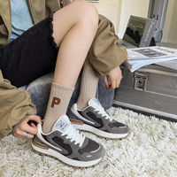 Chaussettes unisexes brodées avec la lettre 'P' - Chaussettes de sport décontractées en coton de qualité supérieure