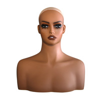 Tête de mannequin féminin en plastique à prix de gros, avec perruque réaliste et support de maquillage, style 24x40x48cm
