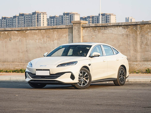 BYD Seal 06 2025 DM-i Édition Pilot 80K`M Premium 1098 Parfait pour <span class=keywords><strong>les</strong></span> trajets quotidiens, <span class=keywords><strong>les</strong></span> sorties en famille et <span class=keywords><strong>les</strong></span> voyages sur de moyennes distances. - Product Image 1