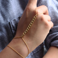Bracelet punk géométrique tendance en acier inoxydable, connecté entre les doigts, cadeau pour femme, chaîne de main